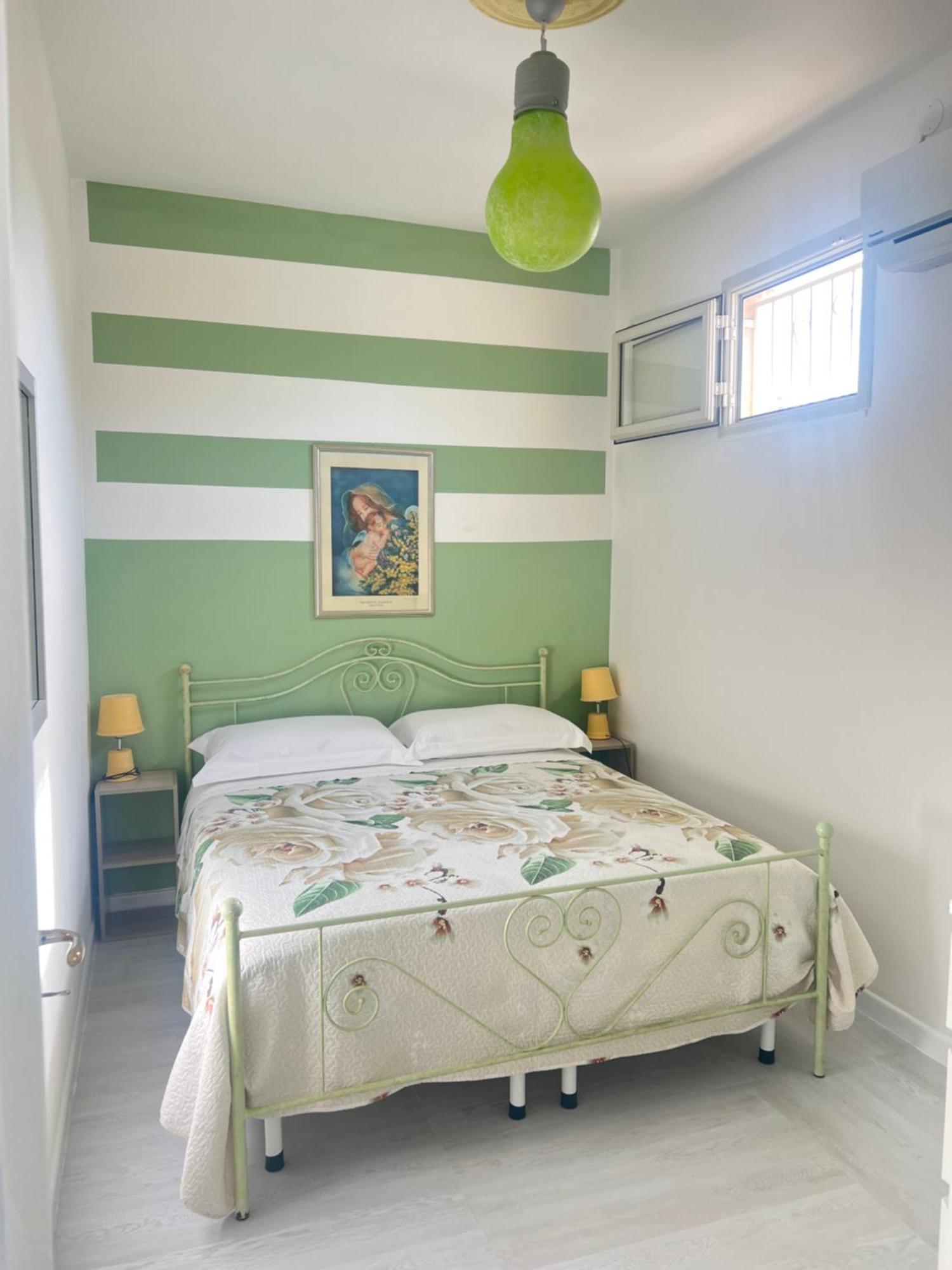 Vila Casa La Formica Noto Exteriér fotografie